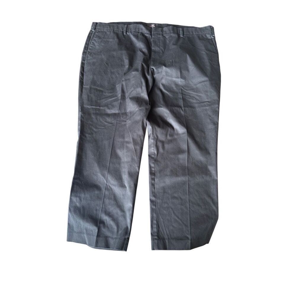 Dockers Men's black Classic Fit Workday Khaki 50x30